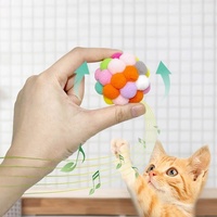 Accessoires pour animaux de compagnie, fournitures pour chats en gros, jouet interactif pour chat en peluche coloré et écologique avec clochette et son couineur