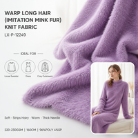 Warp Langhaar-Imitat-Nerzfell-Strickstoff 96% Poly 4% Spandex 220-230GSM Weich Warm Haarig 160cm Pulloverkleid