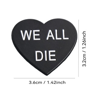 Pin Esmaltado de Humor Negro con la Frase "We All Die" y "Cute but Psycho", Broches de Humor Negro - Product Image 4