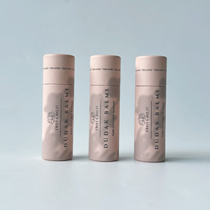 Tube de baume à lèvres en papier noir 100% recyclé, biodégradable, écologique, en forme de cylindre, avec système push-up - Product Image 4