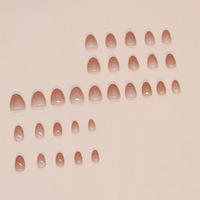 Ongles press-on French Manucure Amande Longueur Moyenne, en ABS, fabriqués à la machine, 24 pièces, Blanc Laiteux