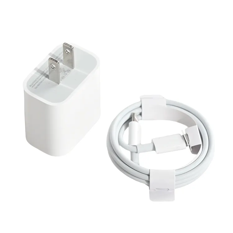 Contoh Gratis US Plug 20W PD Charger pengisian cepat USB Tipe C dinding adaptor QC cepat pengisian telepon untuk Iphone 15