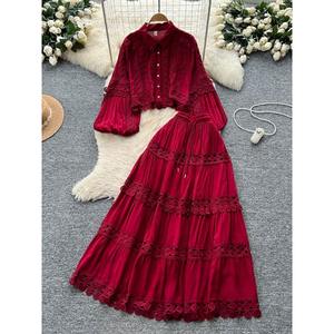 Французская Ретро замысловатая ажурная кружевная блузка с рукавами-фонариками короткая блузка с высокой талией Расклешенная юбка миди осенний комплект из 2 предметов - Product Image 1