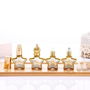 Botella de Vidrio Pequeña de 10 ml para Aceites Esenciales, <span class=keywords><strong>Mini</strong></span> Botella de Perfume con Pulverizador, Bola Rodante o <span class=keywords><strong>Gotero</strong></span> - Product Image 4