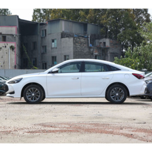 Nouvelle voiture MG5 Édition Essence Berline Voiture d'occasion Nouvelle MG5 Modèle 2026 180DVTT Édition Luxe Mondiale Nouvelle <span class=keywords><strong>MG</strong></span> à succès - Product Image 3