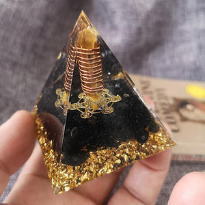Nueva llegada, columna <span class=keywords><strong>de</strong></span> cristal <span class=keywords><strong>de</strong></span> 6cm, pirámide <span class=keywords><strong>de</strong></span> grava <span class=keywords><strong>de</strong></span> cristal con cubo <span class=keywords><strong>de</strong></span> piedra <span class=keywords><strong>de</strong></span> ojo <span class=keywords><strong>de</strong></span> Tigre, decoración <span class=keywords><strong>de</strong></span> pirámide <span class=keywords><strong>de</strong></span> <span class=keywords><strong>la</strong></span> <span class=keywords><strong>suerte</strong></span> <span class=keywords><strong>de</strong></span> cristal Triangular - Product Image 3