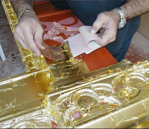 ใบไม้ฟอยล์สีทอง21K ของแท้8x8 cm สำหรับตกแต่งเค้กไอศครีมทาสีทอง - Product Image 5