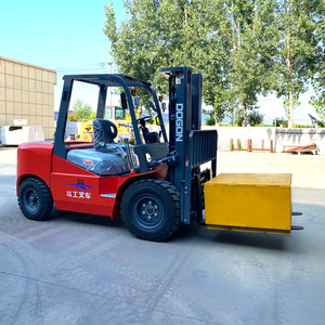 Carretilla elevadora diésel personalizable de 5 toneladas, de 6m altura de elevación, triple mástil, nueva condición, contenedor exterior, combustión interna - Product Image 2