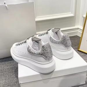 Chaussures de sport légères en cuir véritable de luxe, à lacets, respirantes, blanches, pour hommes et femmes, de la marque Top Designer - Product Image 4