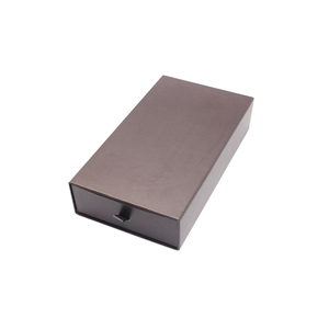 Boîte à tiroir marron mat écologique et fine avec doublure noire gaufrée pour cravates, ceintures, petits accessoires premium et cadres photo pour hommes - Product Image 3