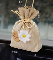 Sachet d'aromathérapie désodorisant pour la maison et la voiture, parfum de tissu pour armoire, pendentif de parfum automobile avancé à évaporation naturelle