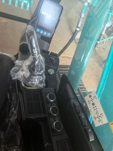 รถขุดไฮดรอลิก Kobelco SK70 แบบตีนตะขาบ ขนาด 3 ตัน พร้อมบุ้งกี๋ขุดขนาด 0.18 ลูกบาศก์เมตร อุปกรณ์ก่อสร้าง - Product Image 4