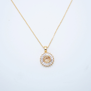 สร้อยคอจี้เพทายตัวอักษร G ชุบทองแท้พร้อมส่ง - Product Image 1