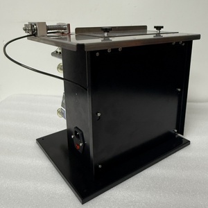 <span class=keywords><strong>Etichettatrice</strong></span> angolare semiautomatica a L da 90° <span class=keywords><strong>per</strong></span> scatole e cartoni di piccole dimensioni - Etichettatura desktop PLC autoadesiva antimanomissione <span class=keywords><strong>per</strong></span> etichette in carta - Product Image 5