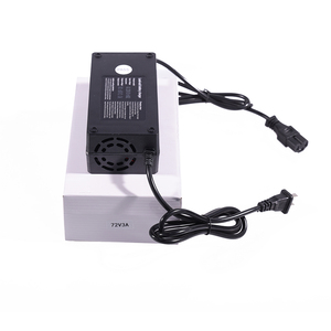 Vente en gros OEM 48V chargeur de cyclomoteur électrique et de vélo électrique adaptateur de sortie CC rapide portable 125W/150W pour motos au plomb - Product Image 1