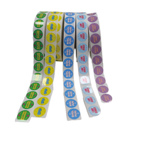 Autocollants personnalisés en rouleau avec logo, étiquettes adhésives résistantes à l'eau, autocollants personnalisés en papier imperméable, autocollants adhésifs sur mesure