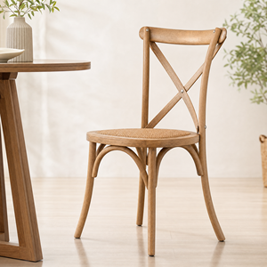 Sedia impilabile Sunzo in legno massello di faggio con schienale a croce, portata 250 kg, stile rustico francese, per eventi, matrimoni, sala da pranzo, con seduta in rattan - Product Image 2