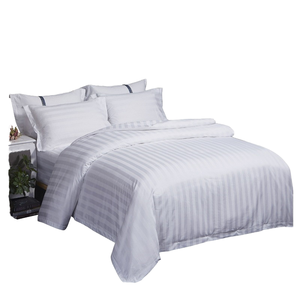 Witte Verticale Streep 4-delige Hotel Beddengoedset 100% Polyester Vezel Dekbedovertrek Lakens Kussensloop Duurzaam Gestreept Beddengoed - Product Image 2