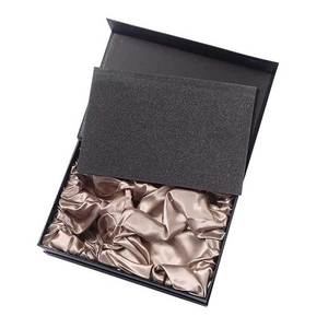 Luxury Concealed Magnets Lid Cosmetic Bottle Packaging Gift Box with Card Insert - Product Image 6