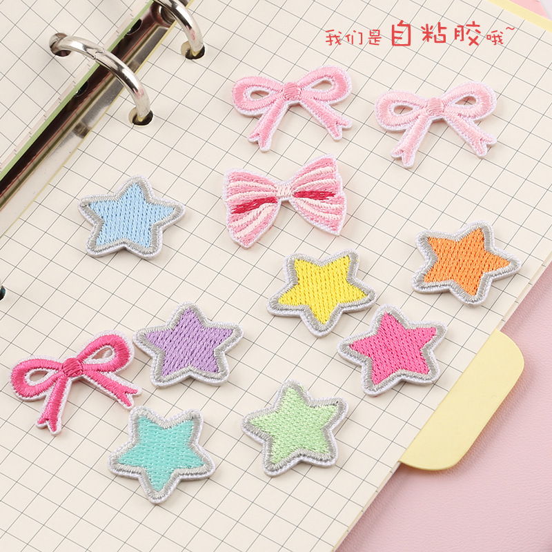 Assortiment de 11 pièces