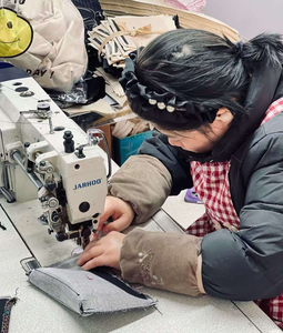 时装设计师肩背手提包男包批发1.1包奢侈品牌<span class=keywords><strong>2025</strong></span>精品女包 - Product Image 5