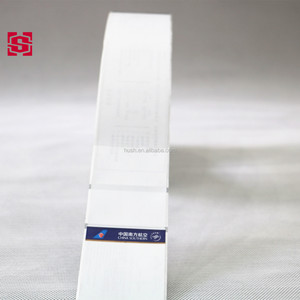 Usine en gros Logo personnalisé imprimable papier thermique <span class=keywords><strong>avion</strong></span> rfid uhf <span class=keywords><strong>étiquette</strong></span> de bagage pour le voyage. - Product Image 3