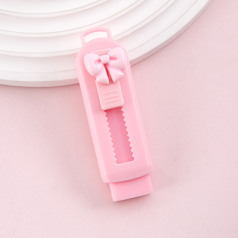 Pink-bowtie