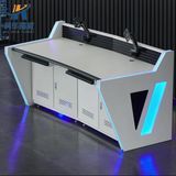 Console de contrôle en métal durable avec plateau compact en stratifié pour salle de commande et de contrôle