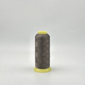 Fil à broder - 100% polyester Flame pour vêtements de travail en plein air et vêtements de mode - Product Image 4