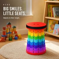 Tabouret télescopique rond en plastique aux couleurs arc-en-ciel, siège pliant pour enfants, décoration de salle de jeux, fête, amusant et lumineux, vente en gros, fourniture d'usine