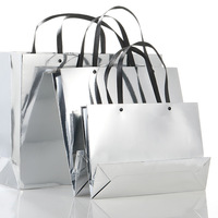 Sac de shopping en carton métallique recyclable de luxe personnalisé avec ruban pour vêtements, chaussures, chaussettes, avec votre propre logo