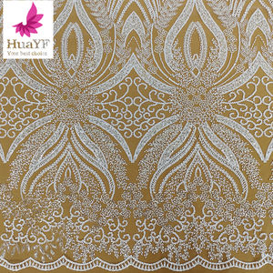 HY3163 Alta Calidad Trabajo Pesado <span class=keywords><strong>blanco</strong></span> 3D encaje largo con cuentas Boda nupcial con encaje vestido de lentejuelas nueva tela africana - Product Image 1