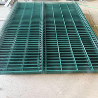 Malla de Alambre Soldada Galvanizada Ecológica con Recubrimiento de PVC 3D de 6 Pies (2.23*2.9m) Anti-Escalada para Pared Perimetral de Jardín