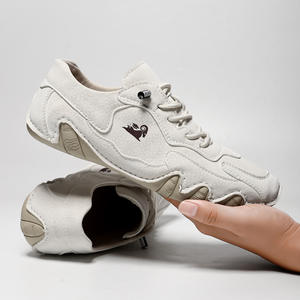 Gran oferta transfronteriza pulpo para <span class=keywords><strong>Amazon</strong></span>, zapatos deportivos informales para exteriores para hombres y mujeres de gran tamaño, tendencia de moda, parte superior de malla de otoño - Product Image 1