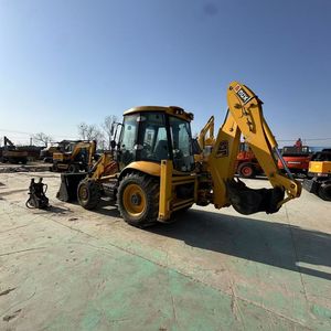 ขายรถตักล้อยางมือสอง JCB 3CX ขนาด 8 ตัน รุ่นปี 2020 กำลังมอเตอร์ 63 กิโลวัตต์ พร้อมเกียร์ ปั๊ม แบริ่ง เครื่องจักรกลงานวิศวกรรมก่อสร้าง - Product Image 4