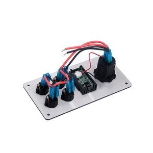 Panel de Interruptores de Botón con LED Rojo de 4 Canales, con Cargador USB Dual y Voltímetro 5V1A 2.1A, Panel de <span class=keywords><strong>Fibra</strong></span> de Carbono Impermeable - Product Image 2