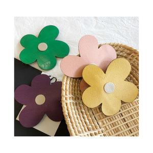 Pinzas para el cabello de cuero populares, accesorios para el cabello lindos en colores dulces, pinzas para flequillo estilo coreano. - Product Image 5