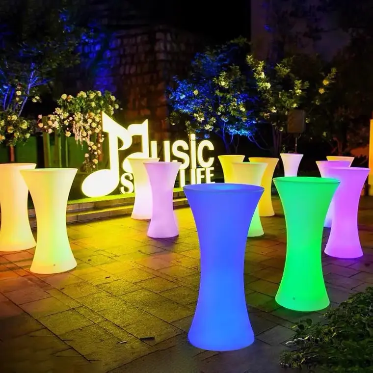 Sillas de mesa de Bar altas LED modernas, muebles iluminados de cóctel de forma redonda para restaurante, boda, club nocturno, fiesta a la venta.