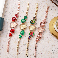 Montres à quartz de luxe pour femmes W125, petite taille, design triangulaire en alliage avec affichage à aiguilles, montres élégantes et tendance pour femmes