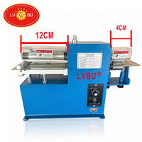 LVBU Doppelkopf-Lederschneidemaschine 0-120mm Schnittbreite Ledergürtel-Schneidemaschine für die Produktion von Taschen- und Uhrenarmbändern