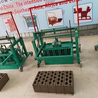 Máquina de ladrillos Molde reemplazable Varios patrones Bajo costo Ganancia rápida Máquina de fabricación de bloques Guangzhou