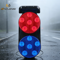 Feu de signalisation solaire haute intensité avec coque réfléchissante pour cône de signalisation de toutes tailles, construction en plastique, sécurité routière