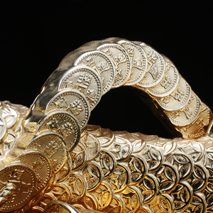 รูปปั้นปลาสีทองทำจากเรซินสำหรับตกแต่งบ้านโรงแรมดีไซน์ออกแบบได้ตามต้องการดีไซน์สุดประหยัด - Product Image 3