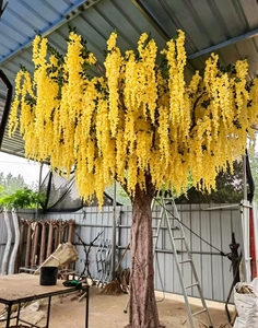 Albero Artificiale Premium con Catena Dorata, Albero Finto Realistico di Laburnum Anagyroides con Fiori Gialli di Lusso per Decorazione di Casa, Ufficio e Ingresso - Product Image 1