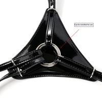 Jouets sexuels, accessoires SM, pantalon de bondage en cuir brillant avec harnais pour godemiché, sous-vêtements de bondage pour lesbiennes, pantalon de fixation pour godemiché pour le plaisir et le bondage