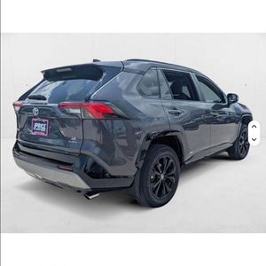 Toyota RAV_4 Hybrid SE SUV d'occasion 2024 à faible kilométrage - Product Image 4