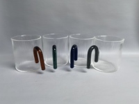 Article chaud tasse en verre à paroi unique avec poignée de couleur tasse en verre borosilicate