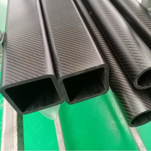 Tubo de Fibra de Carbono 3K Tejido Plano de Alta Resistencia para Uso en Rodillos de Eje, Acabado Brillante - Product Image 2