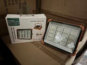 ไฟสปอร์ตไลท์ LED อลูมิเนียมสำหรับภายนอกอาคาร 150W พร้อมรีโมทคอนโทรล ประสิทธิภาพสูง มาตรฐาน IP65 มุมลำแสง 120 องศา ปรับความสว่างได้ เหมาะสำหรับสวน - Product Image 6
