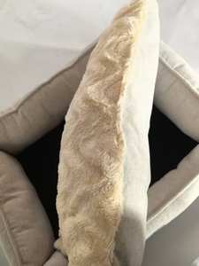 Lit pour chat et chien en forme de grotte, en velours côtelé rond, doux et confortable, en mousse à mémoire de forme, couleur brun clair, amovible - Product Image 4